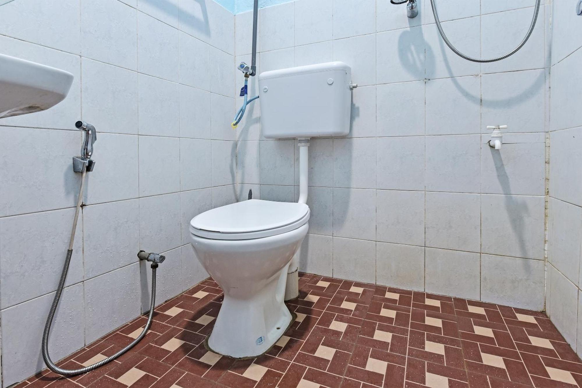Darulsalam Orkid Inn Kerteh ドゥングン エクステリア 写真
