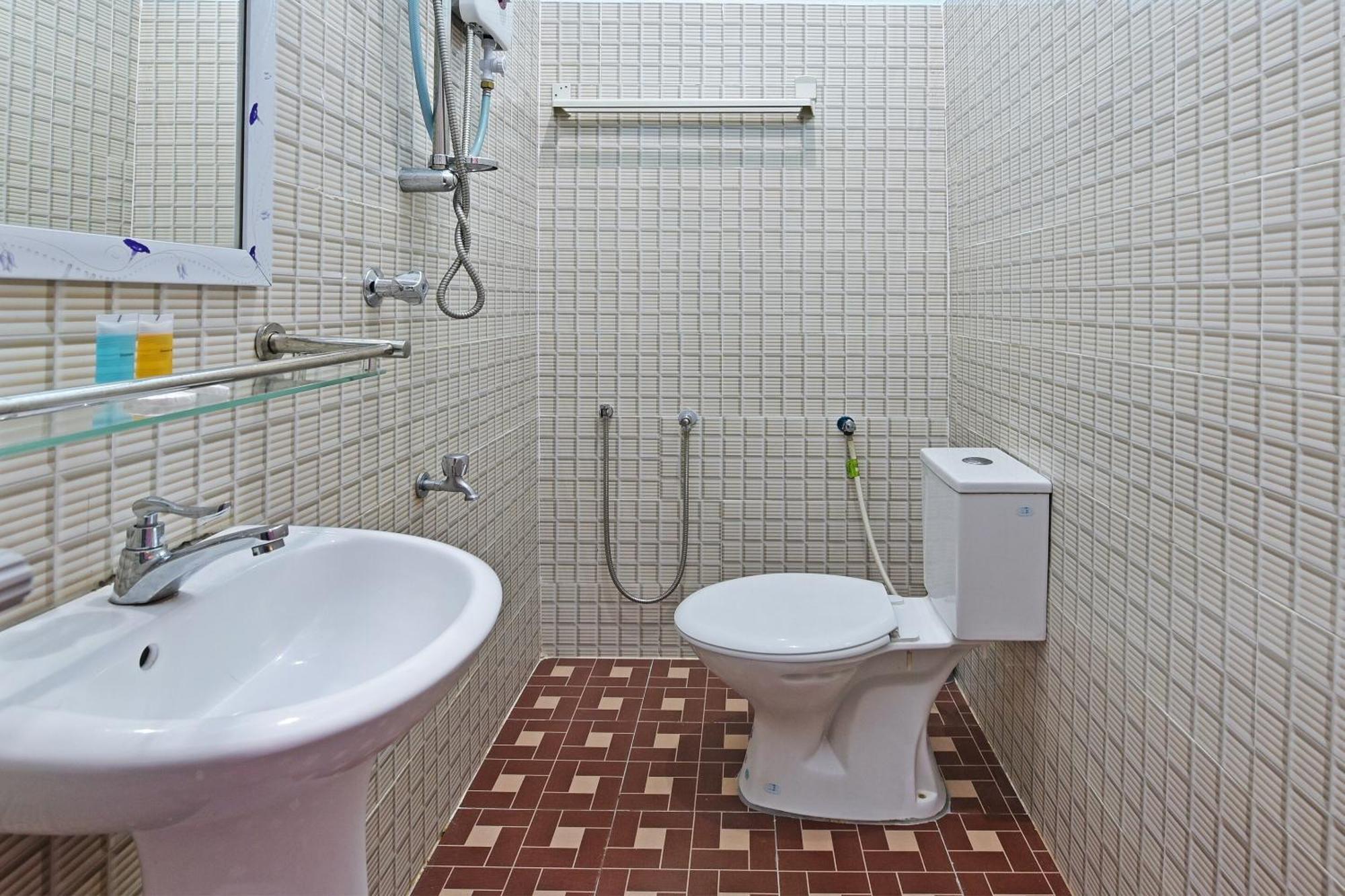 Darulsalam Orkid Inn Kerteh ドゥングン エクステリア 写真